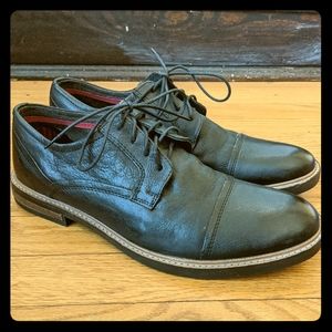 Black Ben Sherman Cap Toe Oxfords